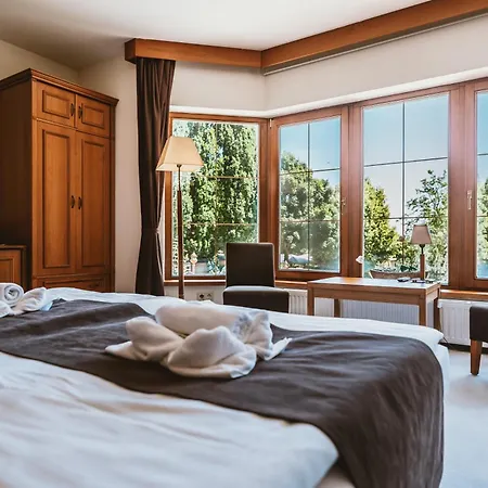 Lovecká Bašta Hotel
