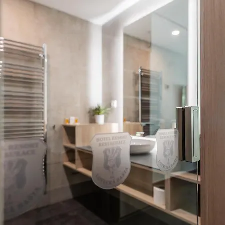Lovecka Basta Hotel
