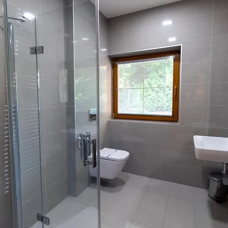 Hotel Lovecka Basta 4*