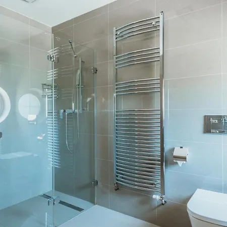 Hotel Lovecka Basta 4*