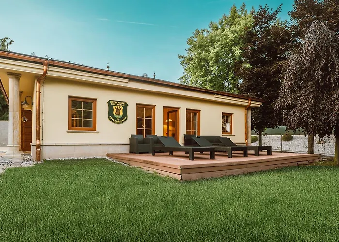 Hotel Lovecka Basta 4*